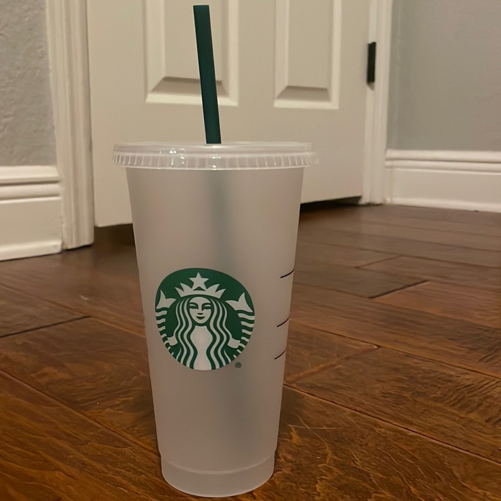 Plain starbucks cup!